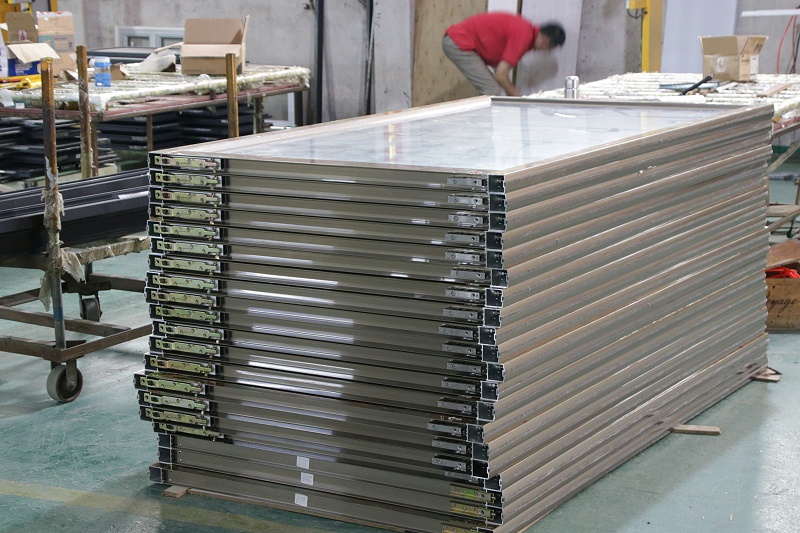 如何選好佛山鋁合金門(mén)窗品牌？樓上樓高端門(mén)窗