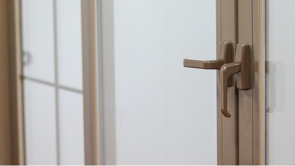 樓上樓門窗4大優(yōu)點，滿足各領(lǐng)域使用需求