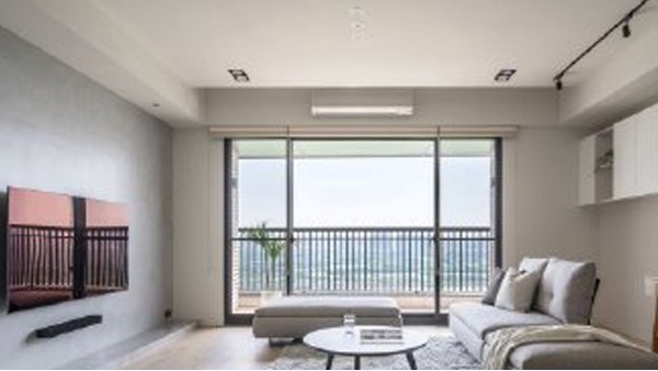 又一批高端樓盤(pán)工程鋁合金門(mén)窗制作完成，員工們又開(kāi)始裝了！